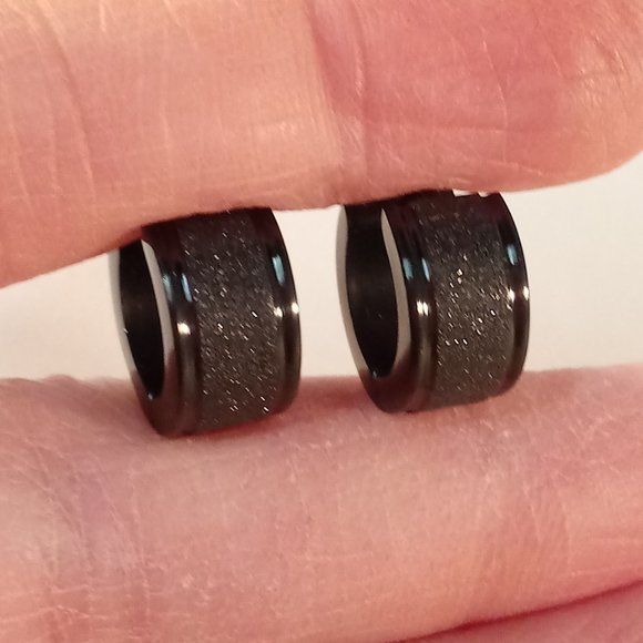 Mens Black Frosted Sandblast Stainless Steel Hoop Earrings 13mm Party Gift - Picture 2 of 4